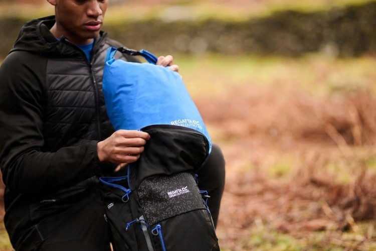 Wodoodporny worek turystyczny Regatta EU212 15 niebieski 15l