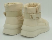 Damskie buty śniegowce Lee Cooper LCJ-24-47-3140L beżowy 38