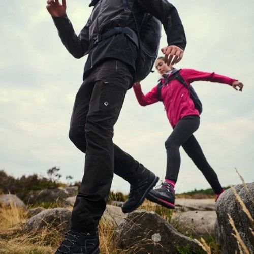 Web 700x700-AW23_VENDEVOUR PRO COUPLE_RWF805_P6Y_0162.jpg