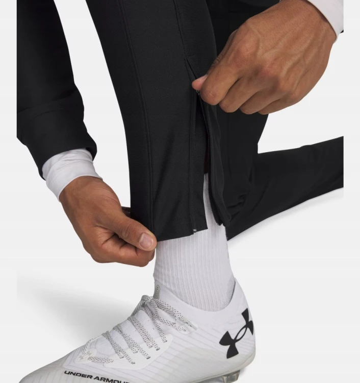Męski dres sportowy Under Armour 6004052-001 czarny