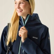 Damska kurtka przeciwdeszczowa Regatta RWW455 74T granatowy