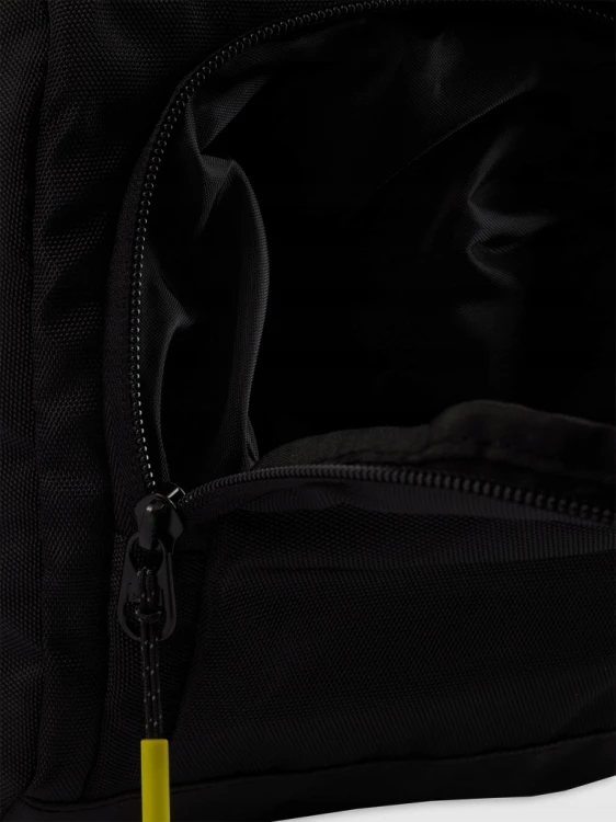 Torba podróżna sportowa 4F TBAU107 20S czarny 15L